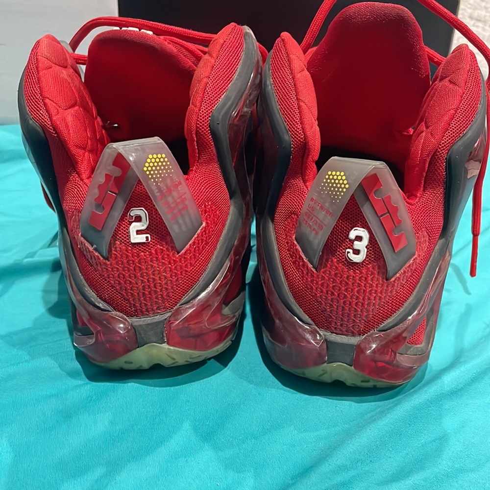 Lebron 12 elites size 10.5 - Picture 6 of 10